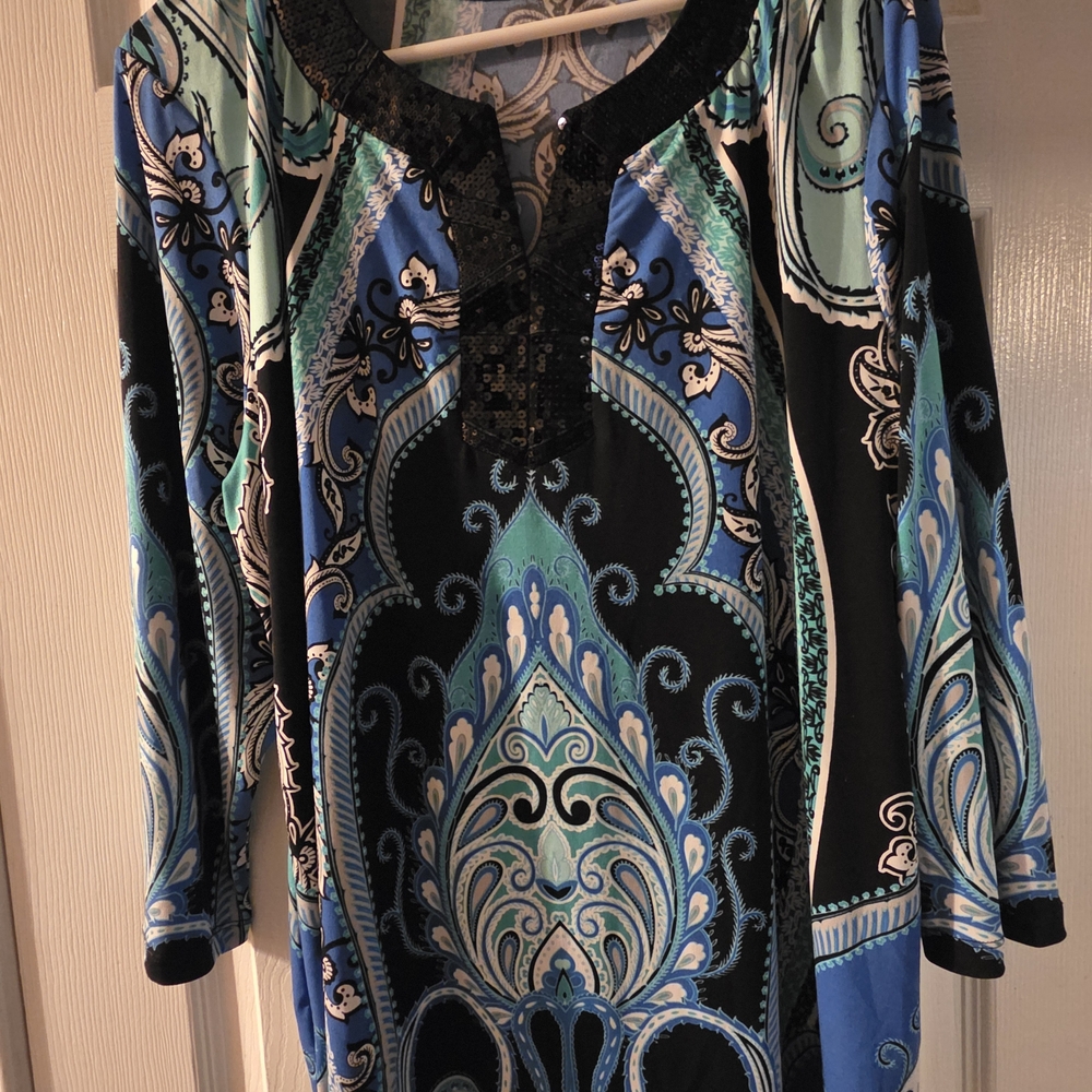 JM Collection Blue and Gray Patterned Top